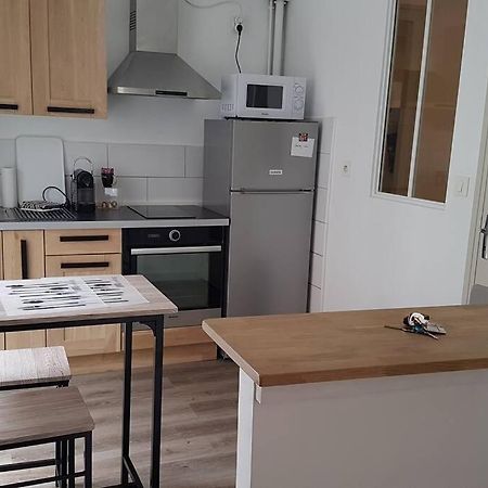 Agreable Appartement Lumineux Au Centre-Ville Oyonnax Luaran gambar